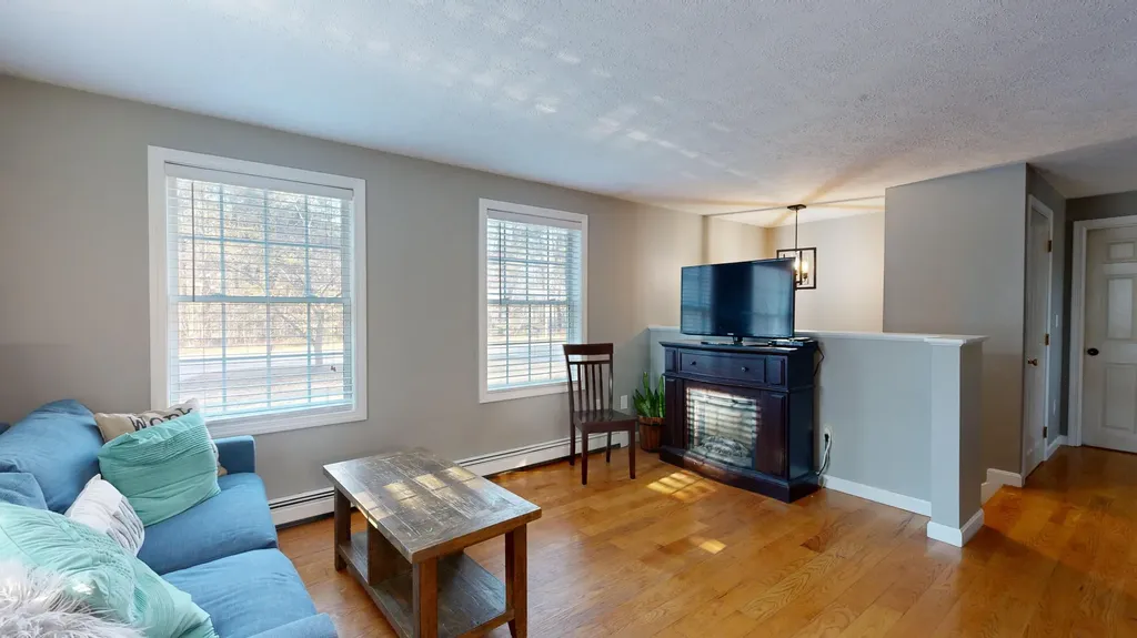 243 Tandberg Trail Windham ME 04062