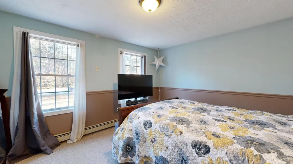 243 Tandberg Trail Windham ME 04062