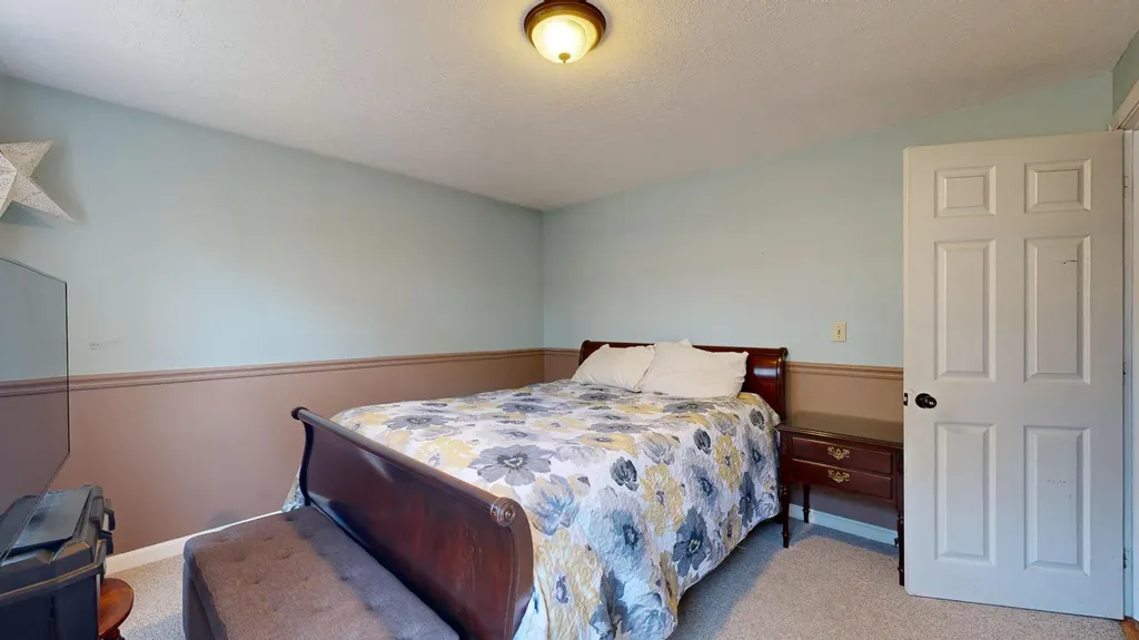 243 Tandberg Trail Windham ME 04062