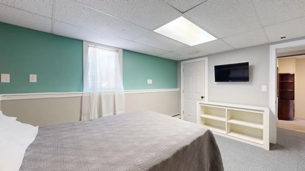 243 Tandberg Trail Windham ME 04062