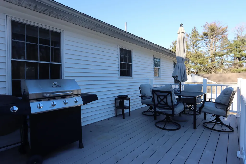 243 Tandberg Trail Windham ME 04062
