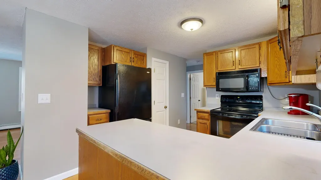 243 Tandberg Trail Windham ME 04062