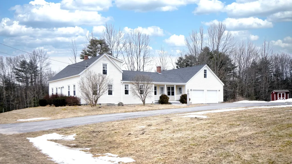87 Shaw Road Gorham ME 04038