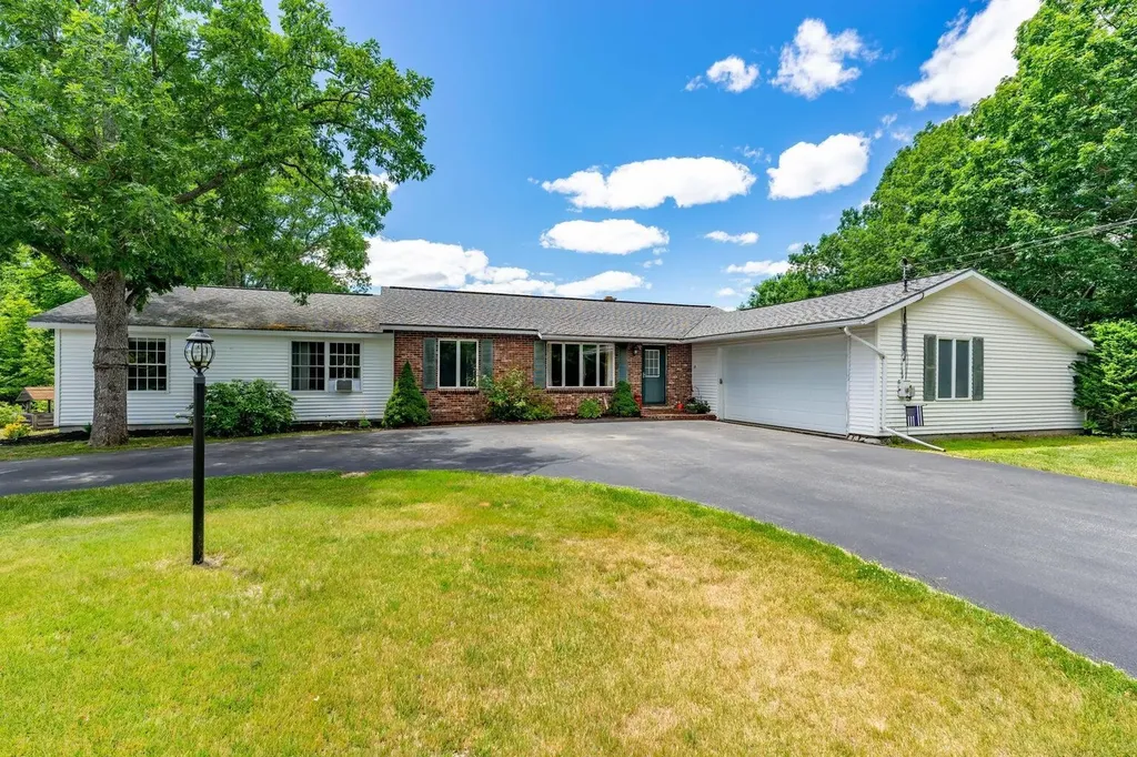 5 Westview Street Augusta ME 04330