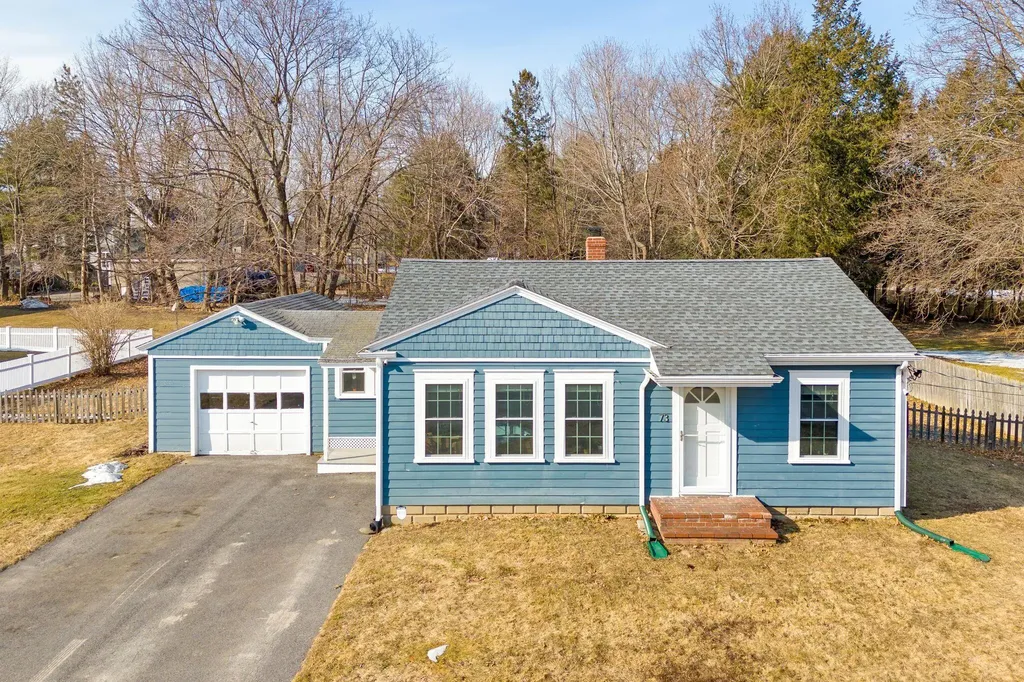 73 Robie Street Gorham ME 04038