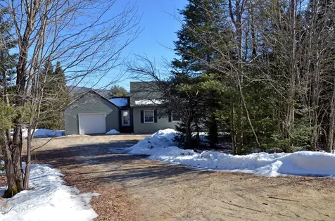 13 Hidden Lane West Paris ME 04289
