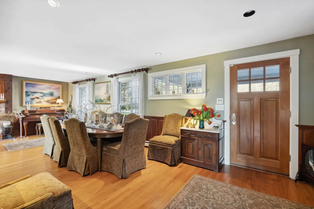 180 Western Avenue Kennebunk ME 04043