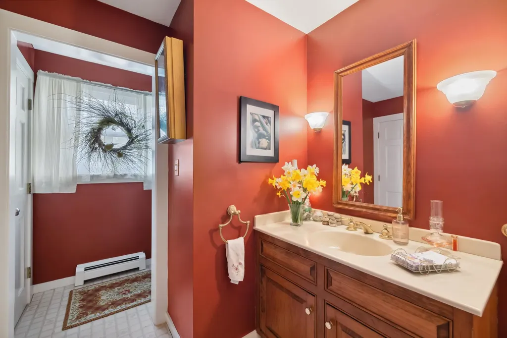 180 Western Avenue Kennebunk ME 04043