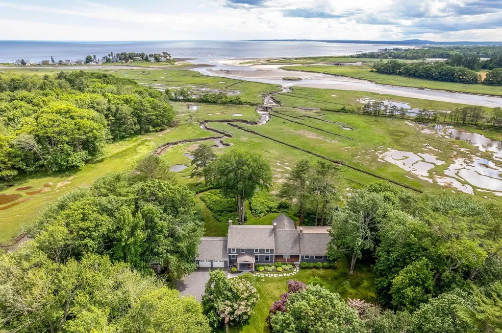 180 Western Avenue Kennebunk ME 04043