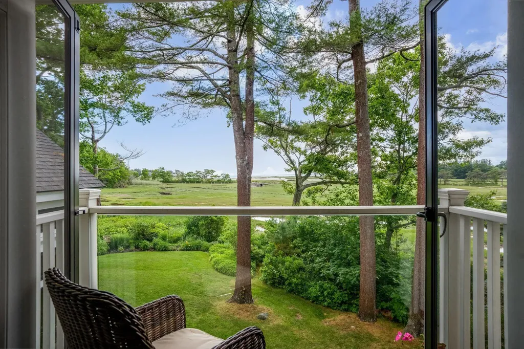 180 Western Avenue Kennebunk ME 04043