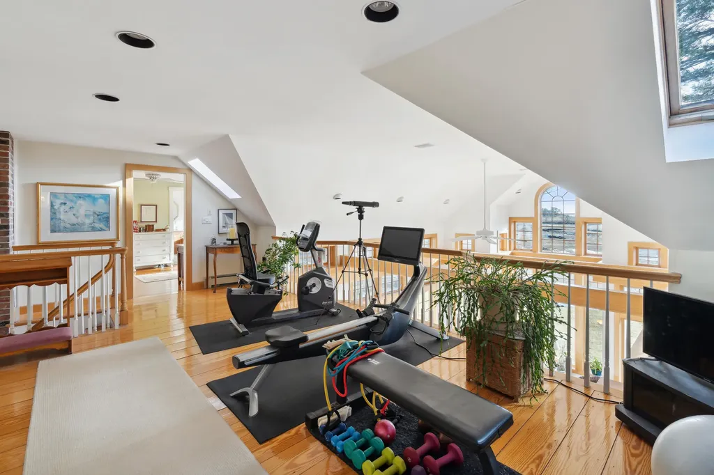 180 Western Avenue Kennebunk ME 04043