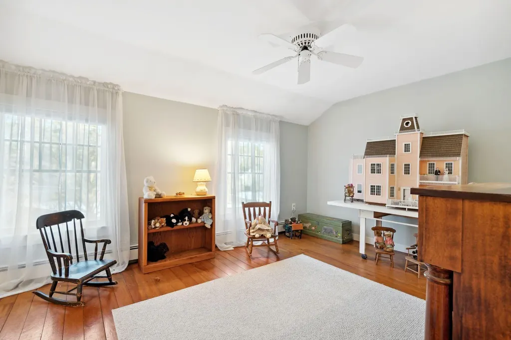 180 Western Avenue Kennebunk ME 04043