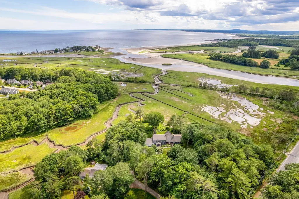 180 Western Avenue Kennebunk ME 04043