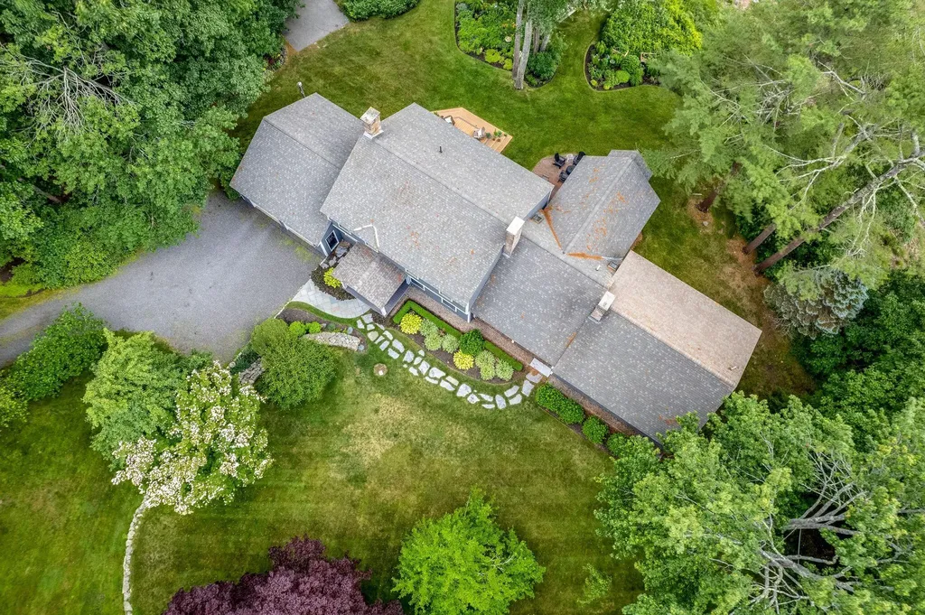 180 Western Avenue Kennebunk ME 04043