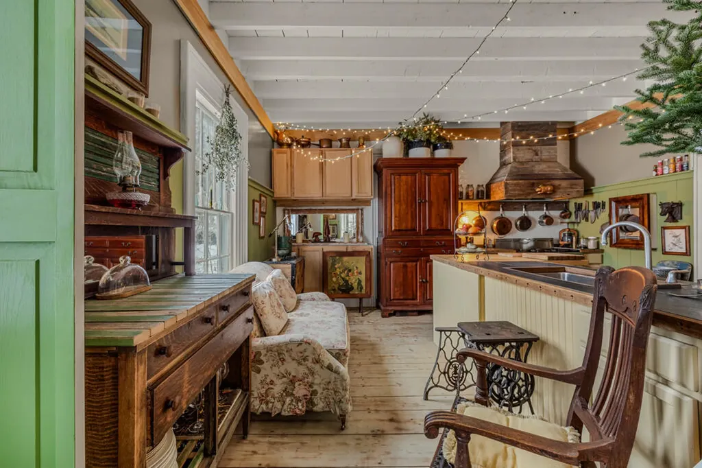 3 Moulton Hill Road Sebec ME 04481