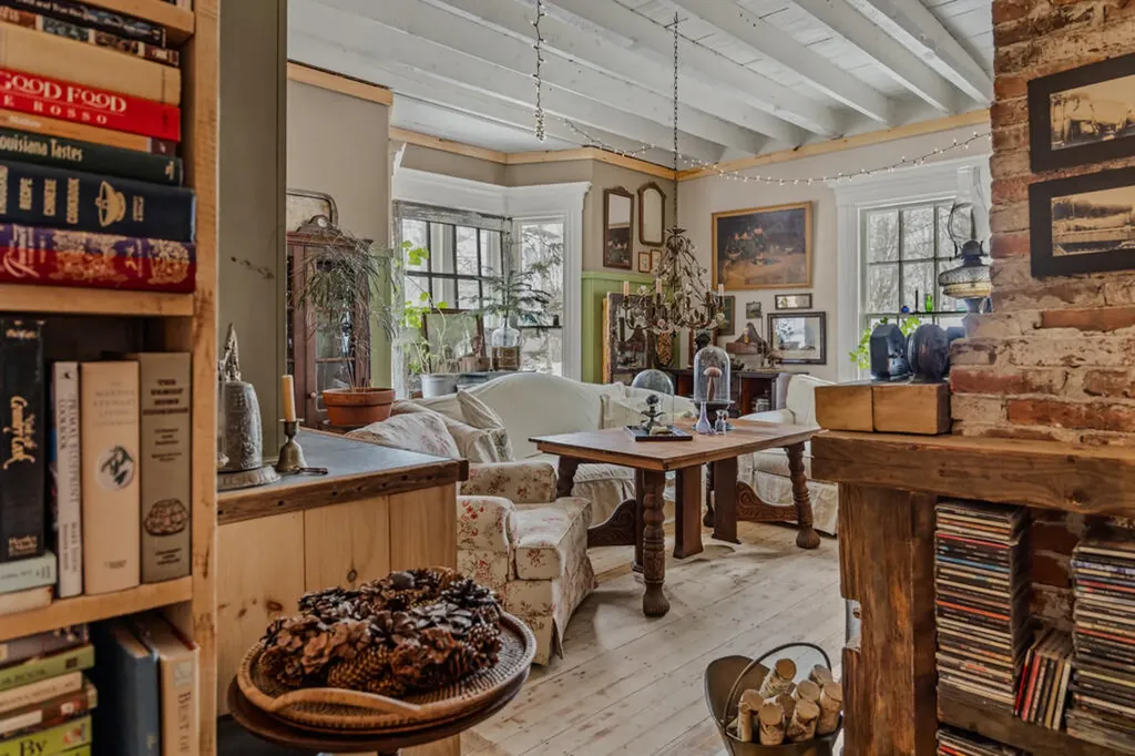 3 Moulton Hill Road Sebec ME 04481