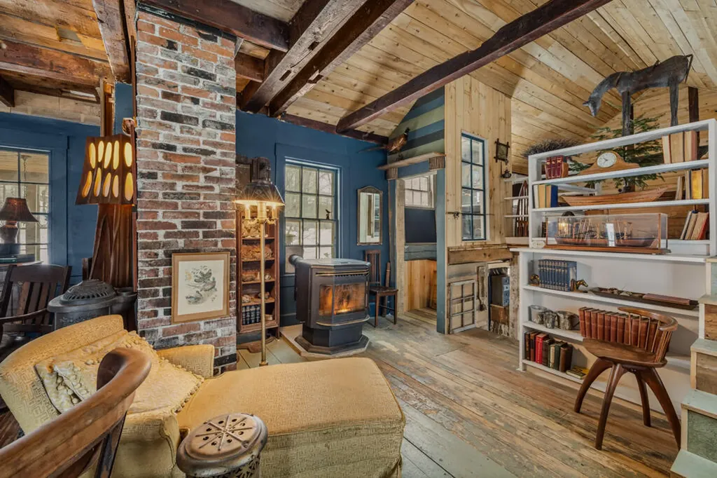 3 Moulton Hill Road Sebec ME 04481