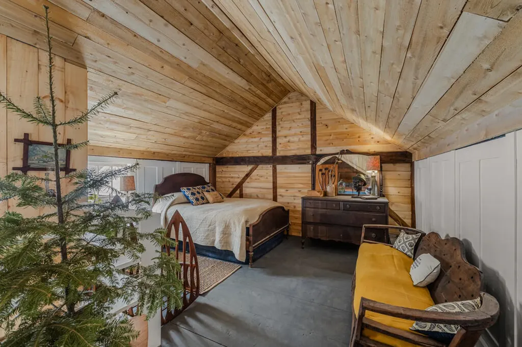 3 Moulton Hill Road Sebec ME 04481