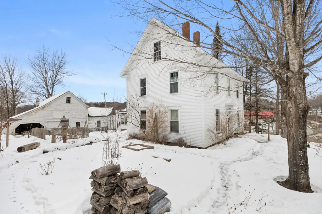 3 Moulton Hill Road Sebec ME 04481