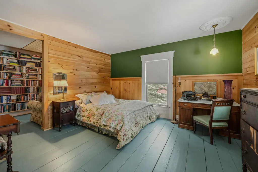 3 Moulton Hill Road Sebec ME 04481