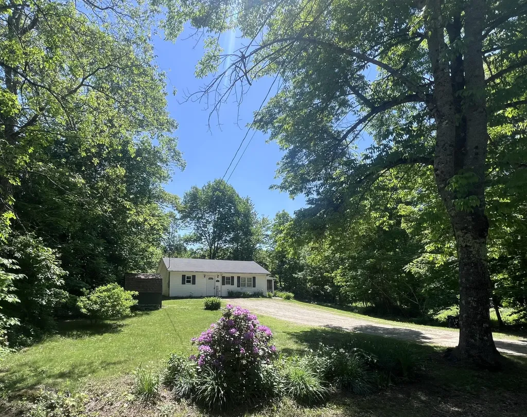 20 Lovejoy Shores Drive Fayette ME 04349