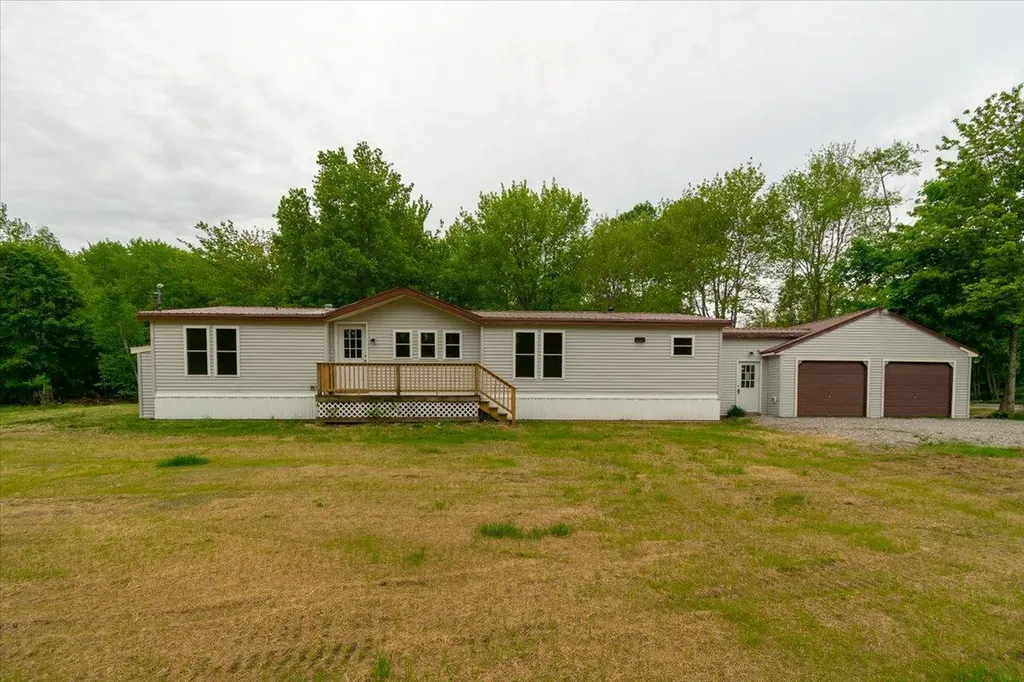 401 Beechwood Street Warren ME 04864