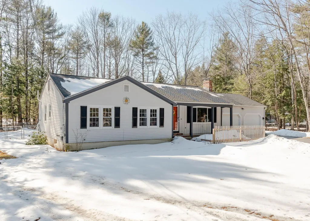 12 Whipporwill Road Windham ME 04062