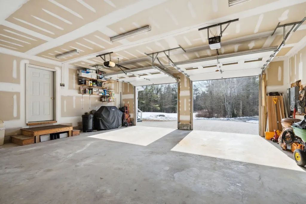 521 Fletcher Road Auburn ME 04210