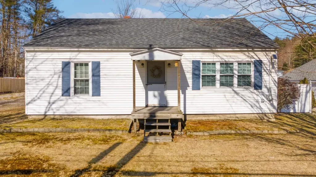 1318 Sabattus Street Lewiston ME 04240