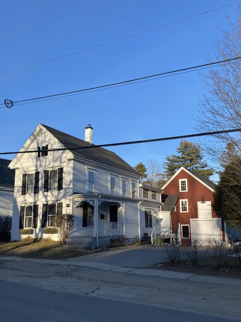 20 Knox Street Thomaston ME 04861