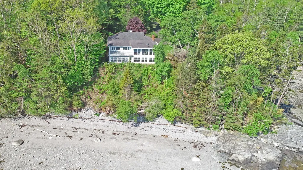 137 Bay View Drive Bar Harbor ME 04609
