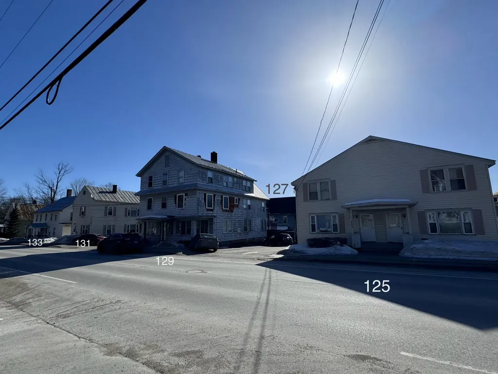 129 Perham Street Farmington ME 04938