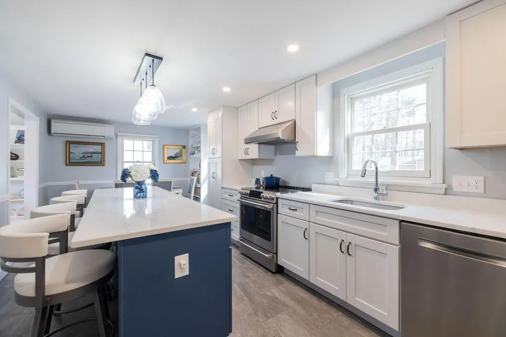 1 Gendron Lane Kennebunk ME 04043
