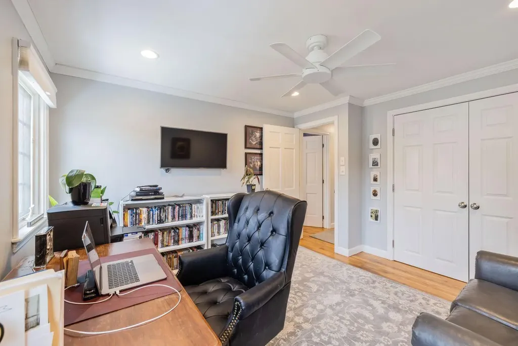 1 Gendron Lane Kennebunk ME 04043