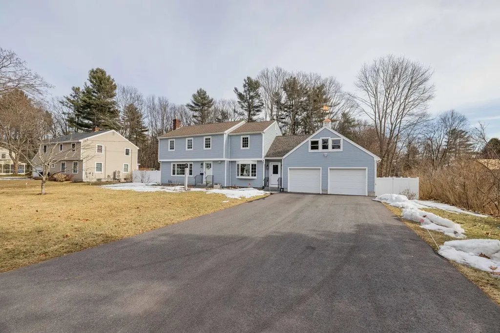 1 Gendron Lane Kennebunk ME 04043