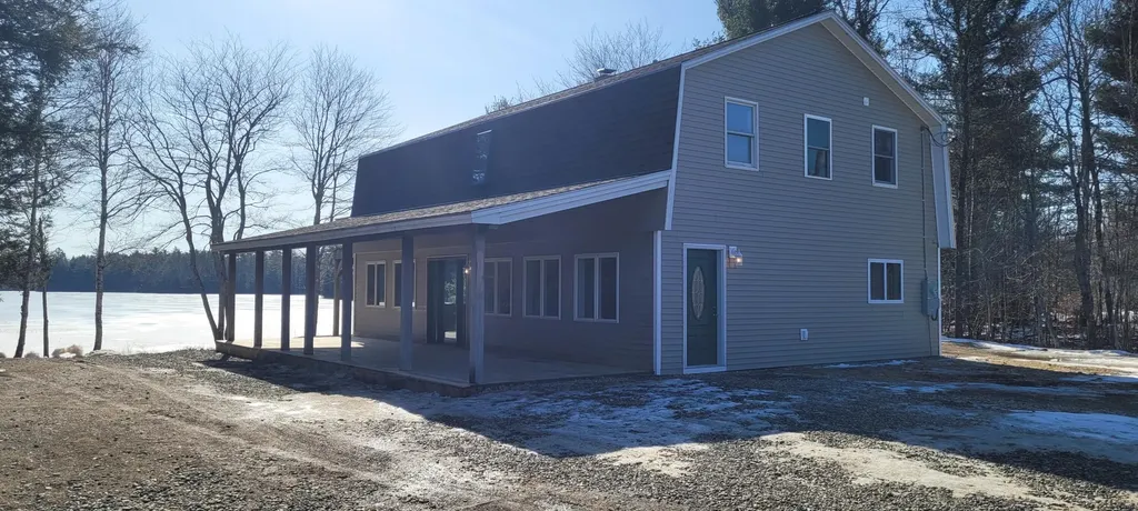 20 Middle Pond Road Clifton ME 04428