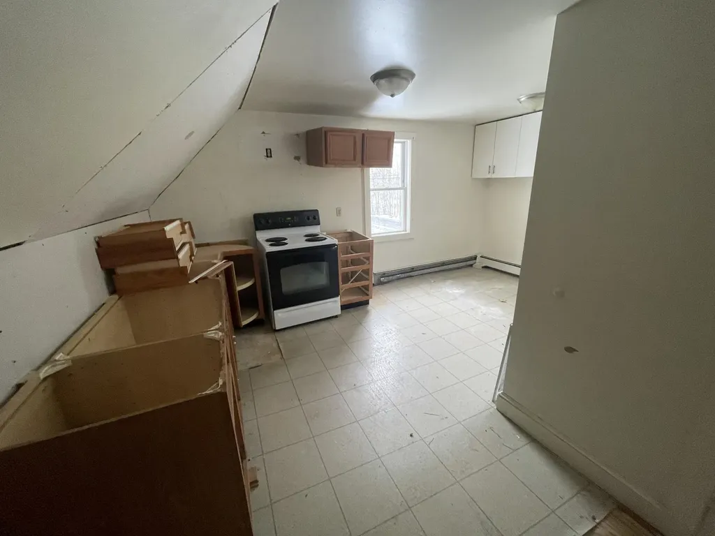 140 Togus Road Chelsea ME 04330