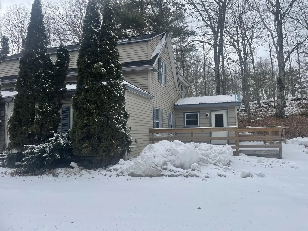 140 Togus Road Chelsea ME 04330