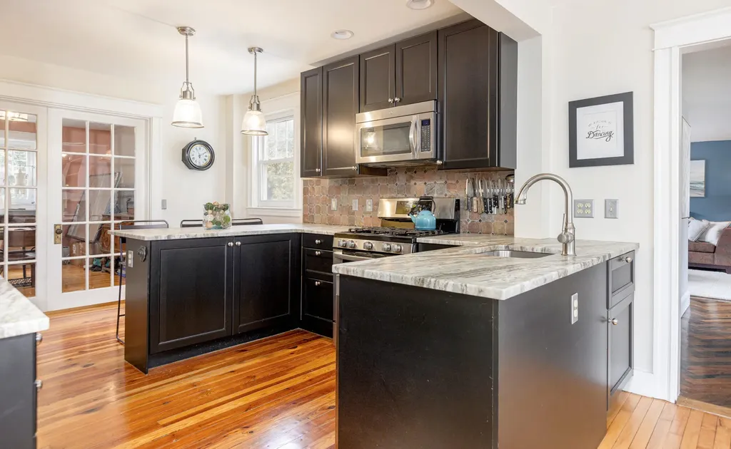 2 Hammond Road Falmouth ME 04105