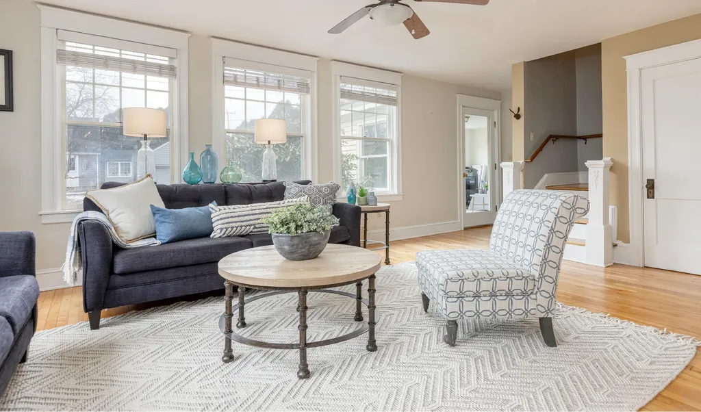 2 Hammond Road Falmouth ME 04105