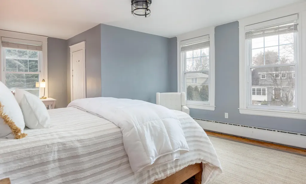 2 Hammond Road Falmouth ME 04105