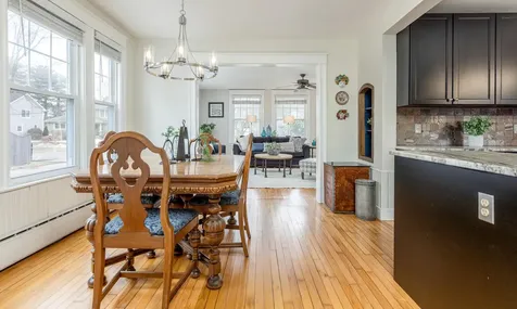 2 Hammond Road Falmouth ME 04105