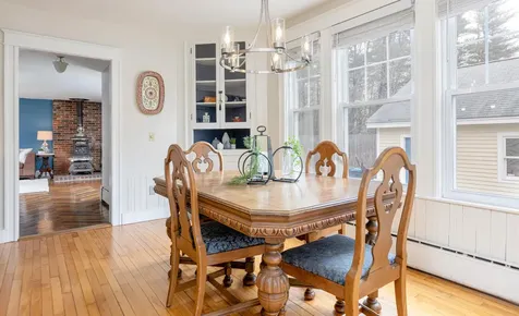 2 Hammond Road Falmouth ME 04105