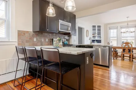 2 Hammond Road Falmouth ME 04105