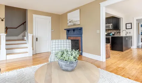2 Hammond Road Falmouth ME 04105