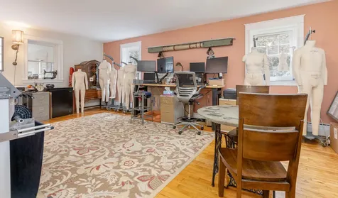 2 Hammond Road Falmouth ME 04105