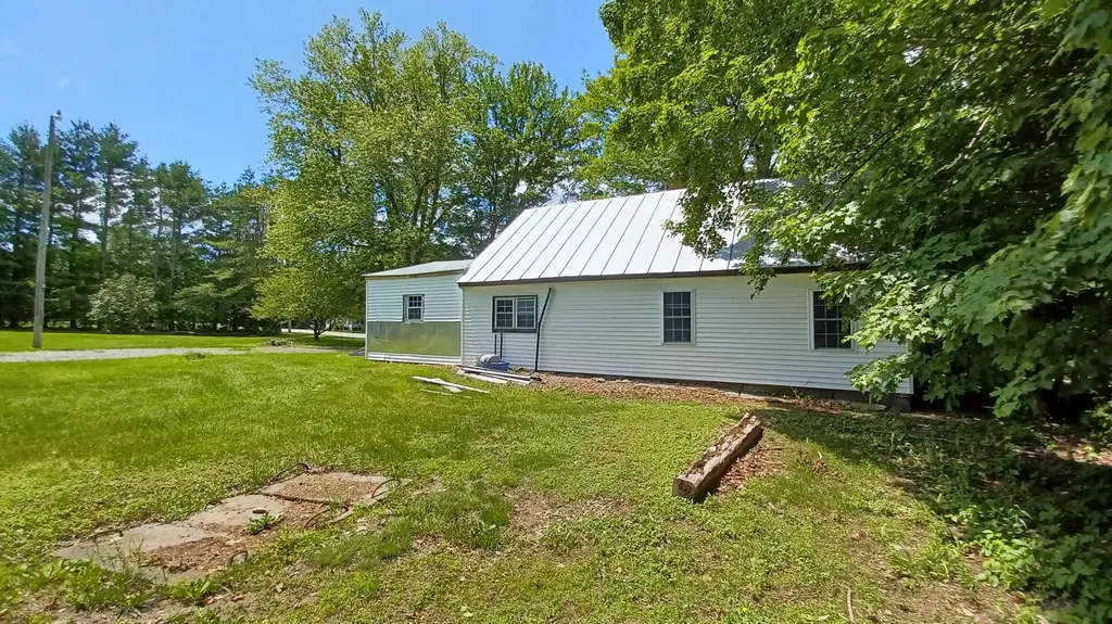 423 Ridge Road Fairfield ME 04937