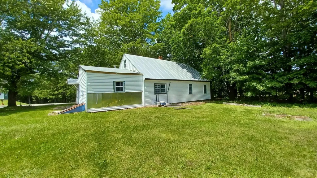 423 Ridge Road Fairfield ME 04937