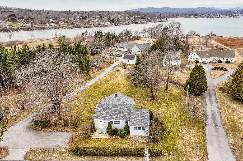 84 North Shore Drive Owls Head ME 04854