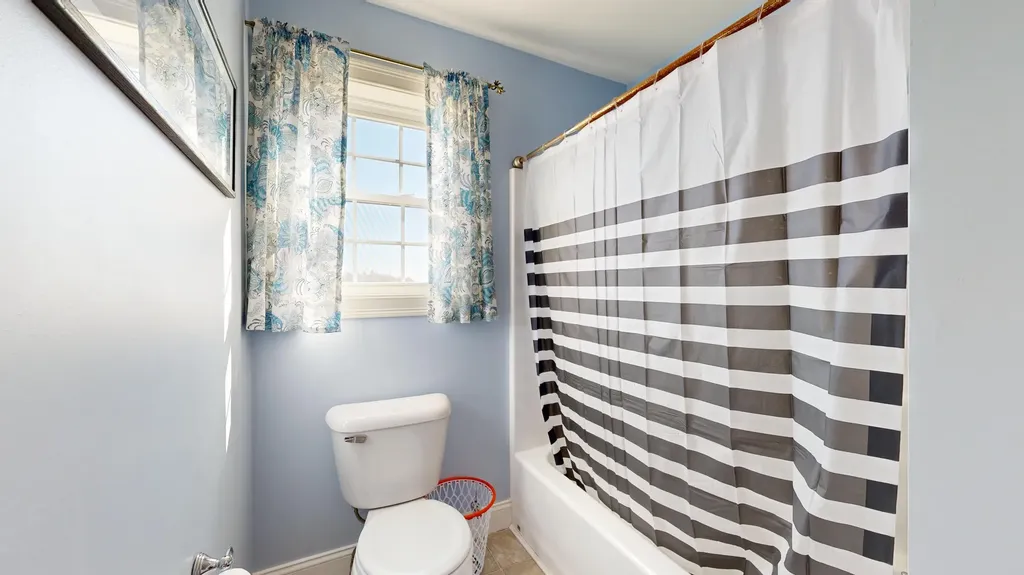 48 Lubear Way Auburn ME 04210